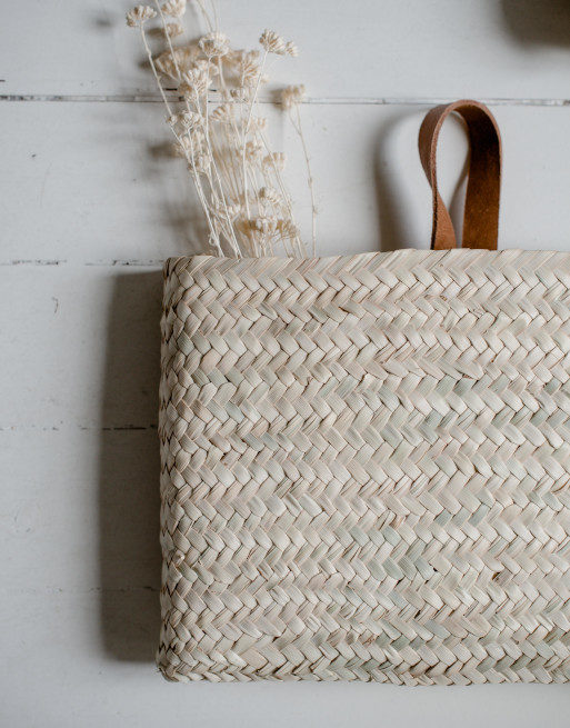 panier-suspendu-cuir