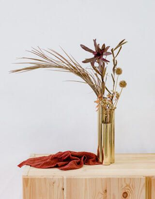 Vase trio tube avec tiges fleurs séchées
