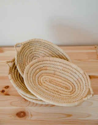 Vide-poche en raphia