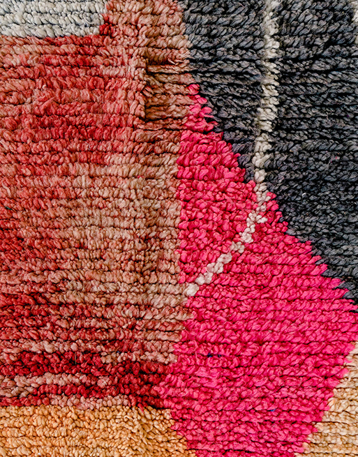 Zoom sur la laine du tapis Boujaad n°338