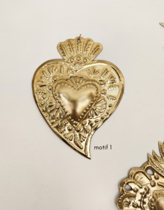 Notre cœur motif 1 accroché au mur