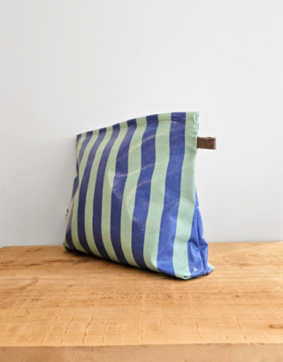 Trousse de voyage cirée • Rayée verte & bleue