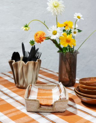 Serviette de table • Carreaux oranges | Madam Stoltz