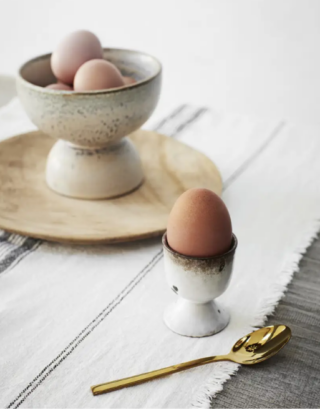 Coquetier en grès • Beige | Madam Stoltz
