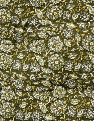 Matelas de sol • Fleurs vertes | Madam Stoltz