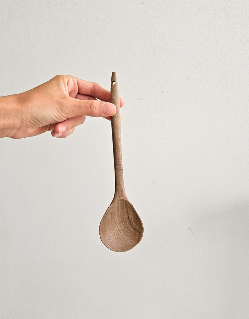 Petite cuillère en noyer